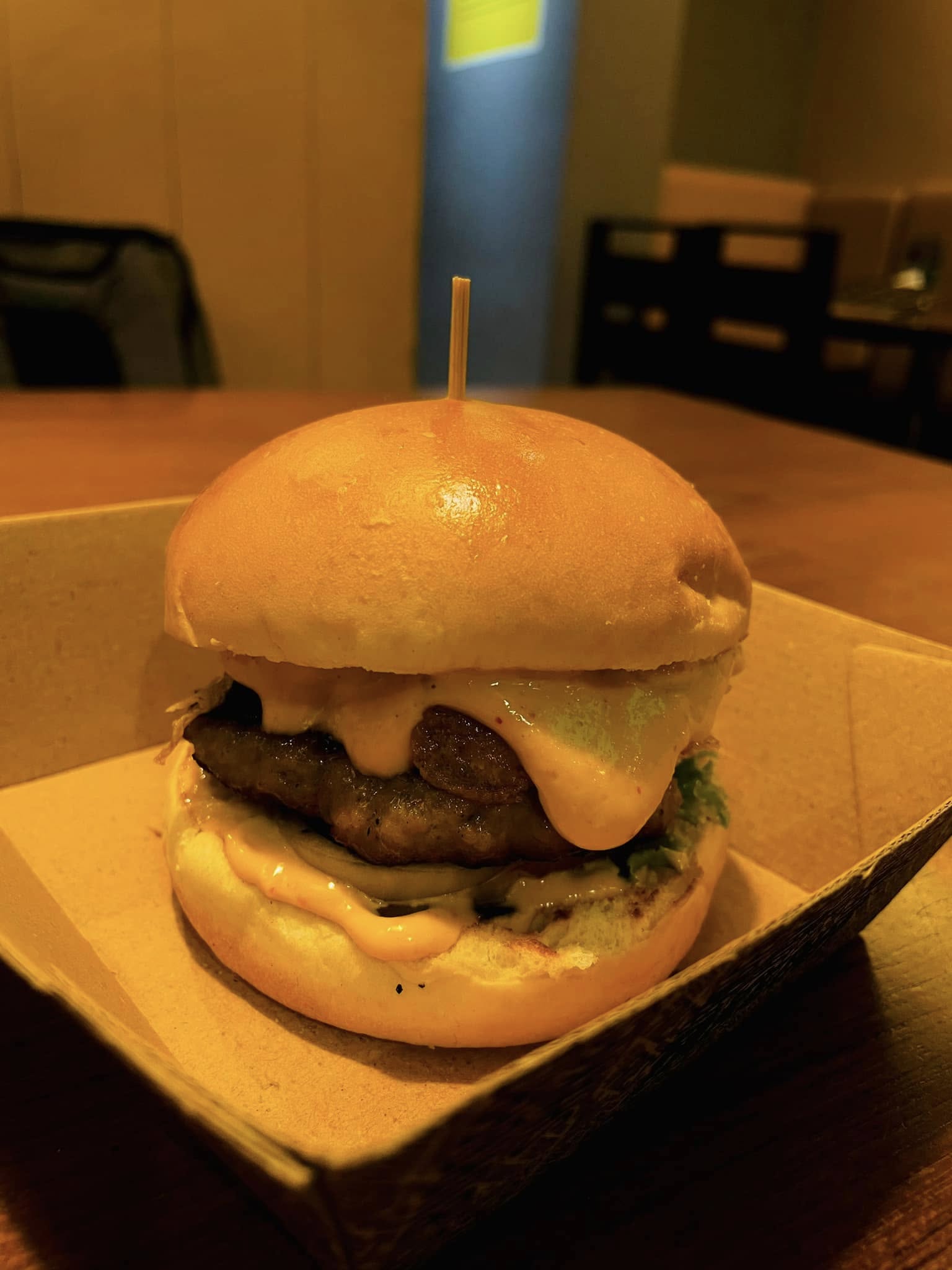 Madox Burger